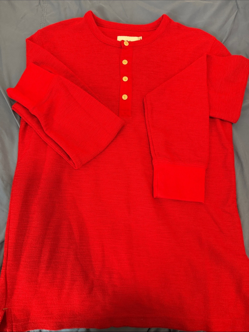 Goodfellow & Co Red Long-Sleeve Henley Button-Front Shirt